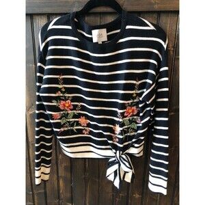 Embroidered Sweater Sz M